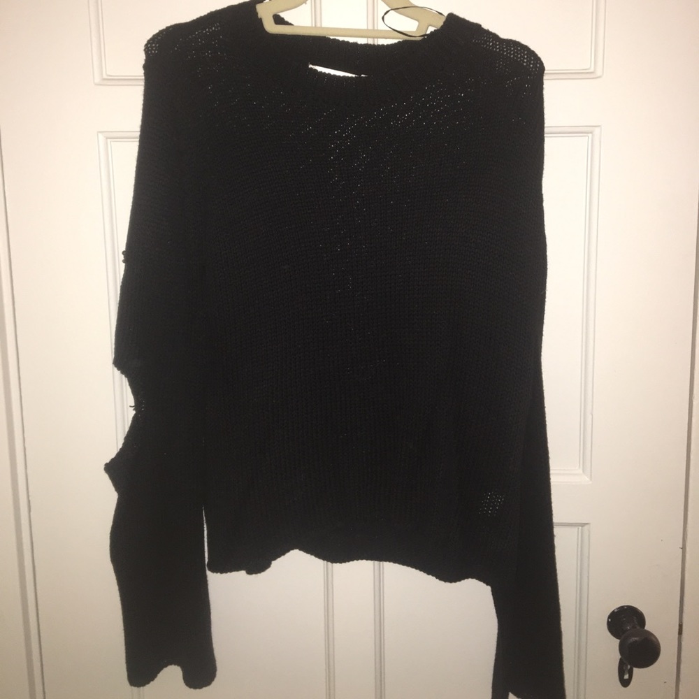 Black oversized sweater